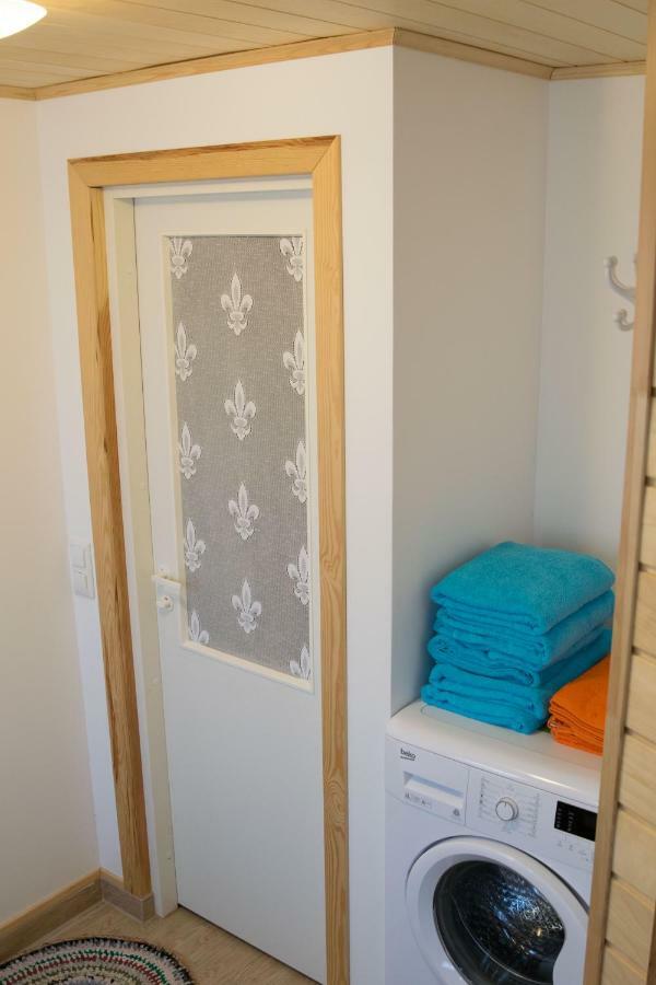 Liisupesa Apartment With Sauna And Garden Pärnu Extérieur photo